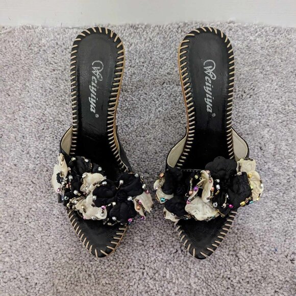 Black Wooden Floral Heels - Picture 5 of 5